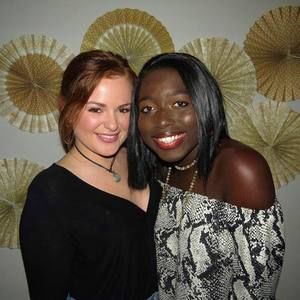 Meet your Posher, Caroline